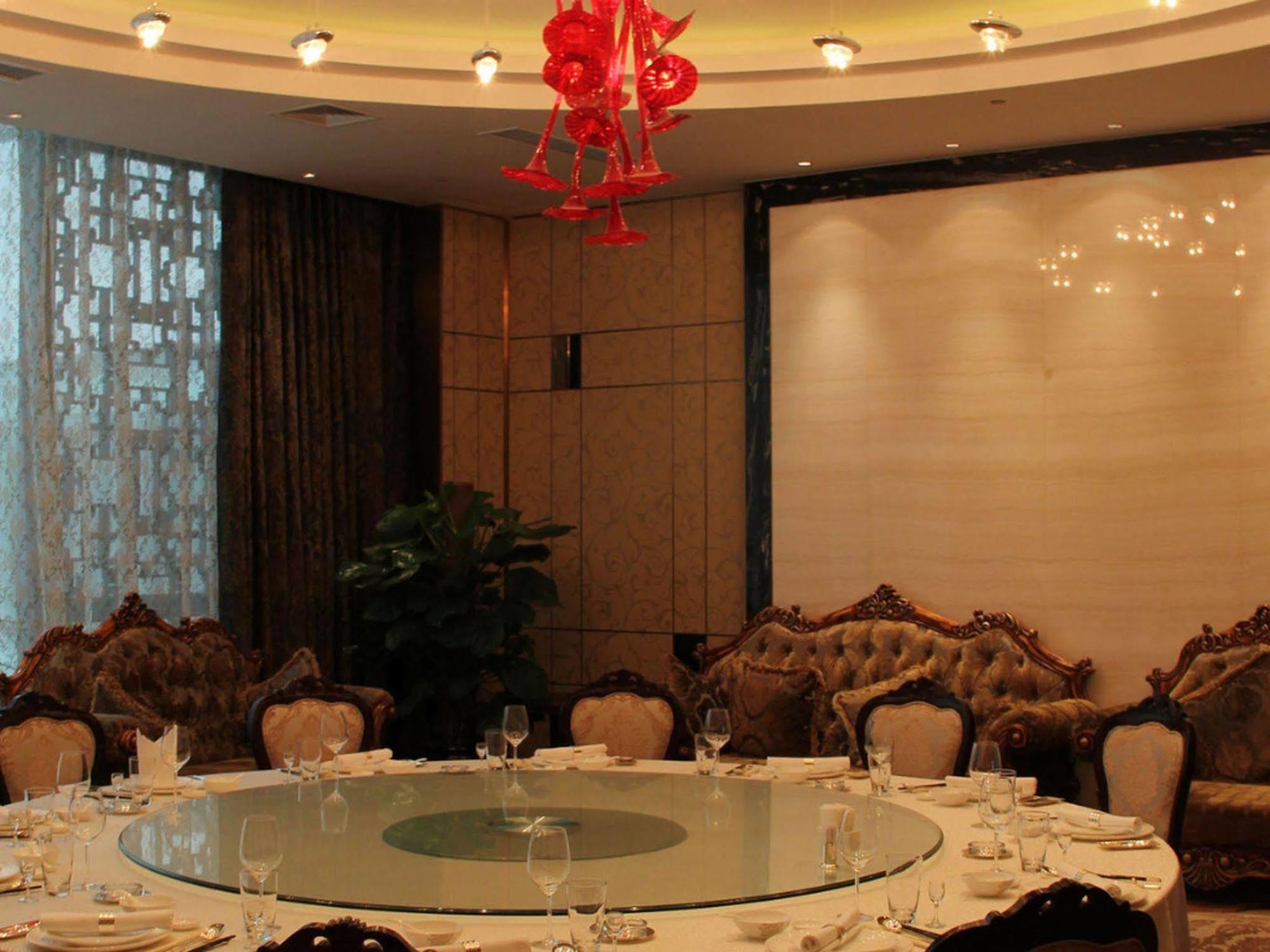 Wyndham Grand Plaza Royale Changsheng Jiangyin Exterior photo